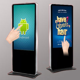 Parquetez le Signage interactif de Digital d'écran tactile debout avec le PC incorporé