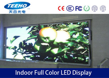 Écran de publicité d'intérieur polychrome de location 1R1G1B P7.62, 1000Hz d'affichage à LED