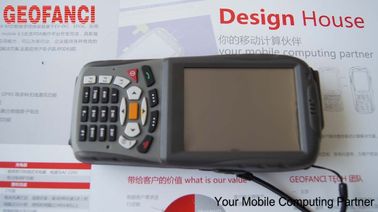Les scanners tenus dans la main de code barres de WIFI GPS Bluetooth avec le RFID indiquent et écrivent
