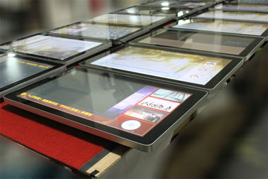 Le tissu fait des emplettes 32" fonction fixée au mur d'USB de Signage de Digital pour la publicité